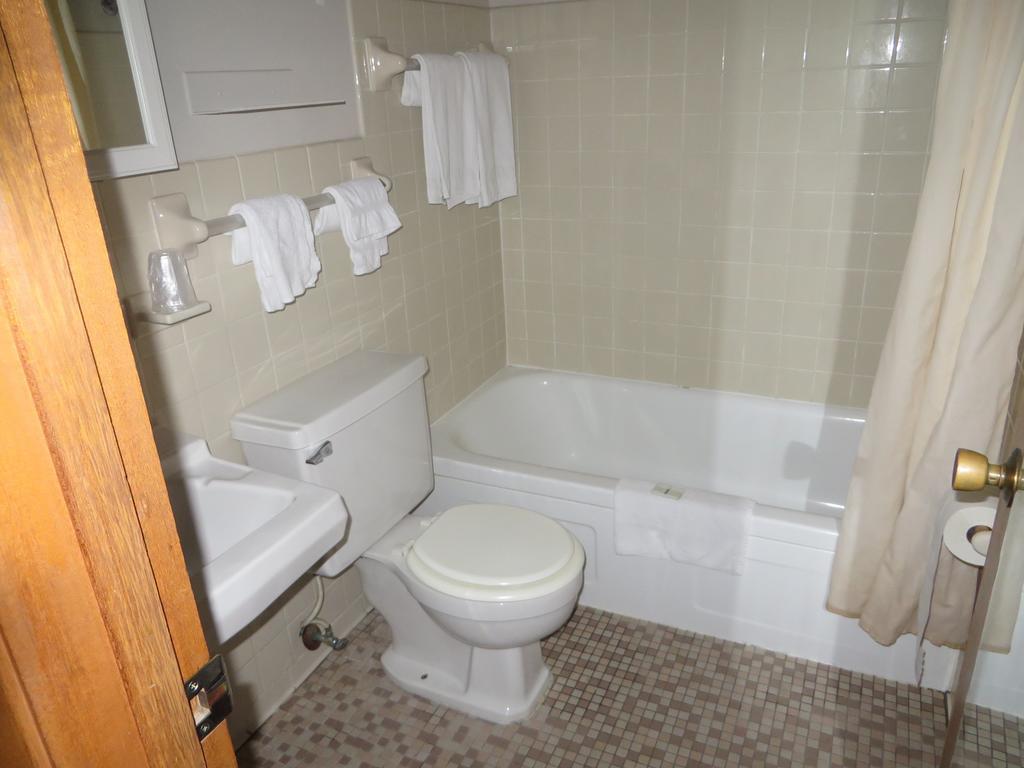2Nd Street Inn & Suites Rochester Chambre photo